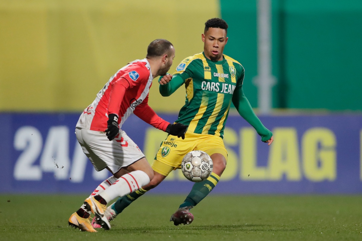 需要在锋线 需要在锋线