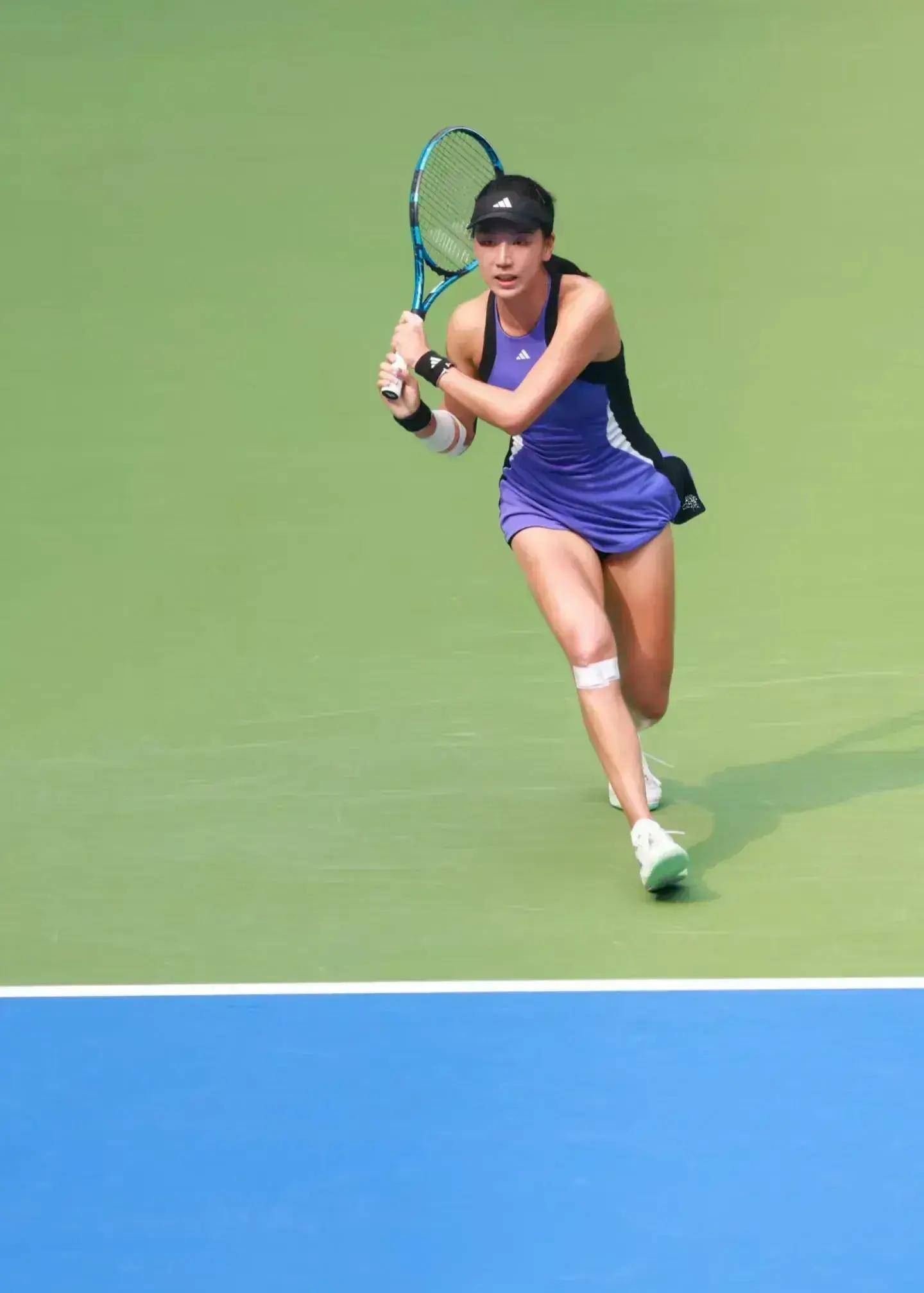 高的专业素 高的专业素